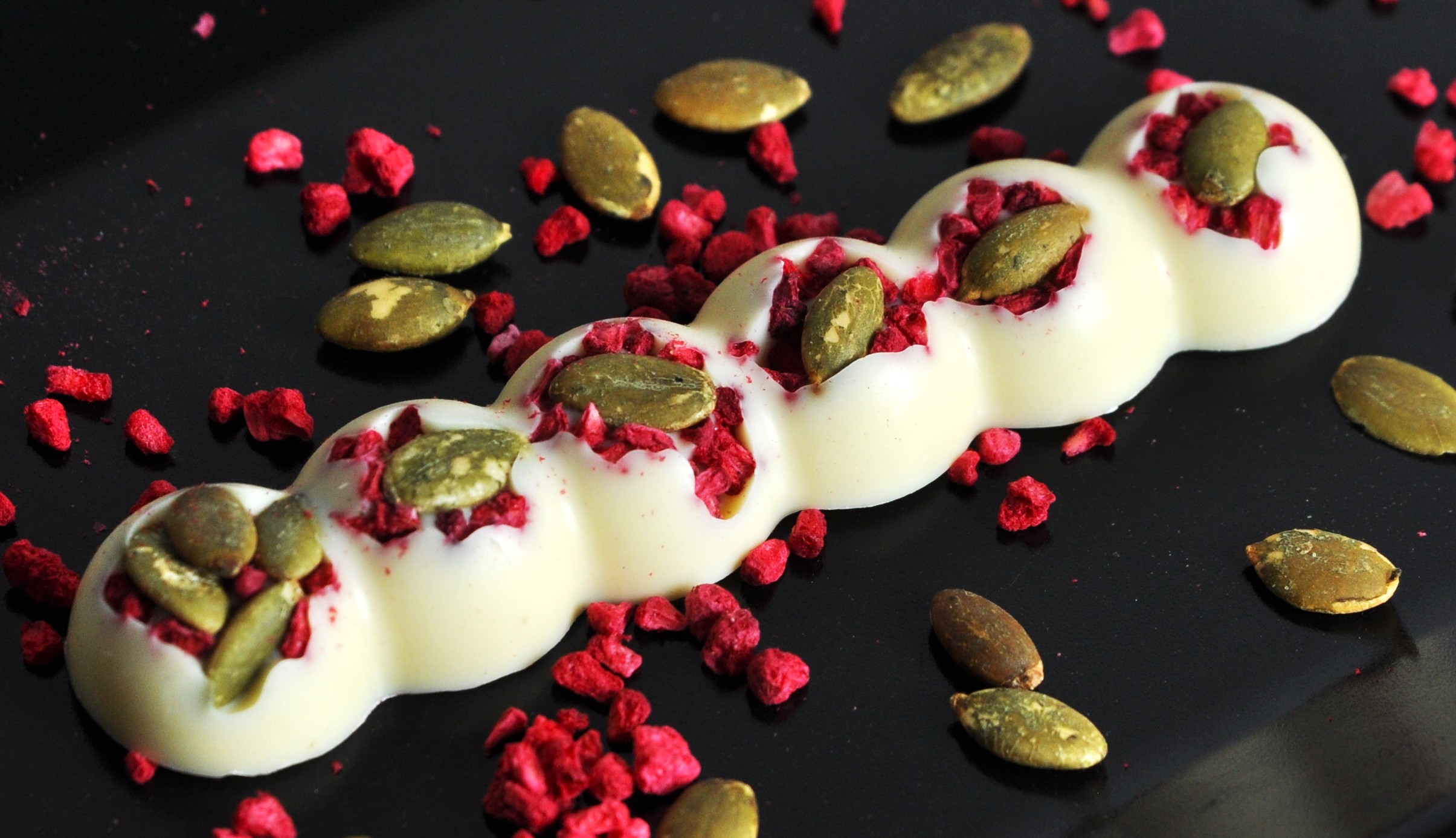 Fehércsoki, tökmag, liofilizált málna – snack